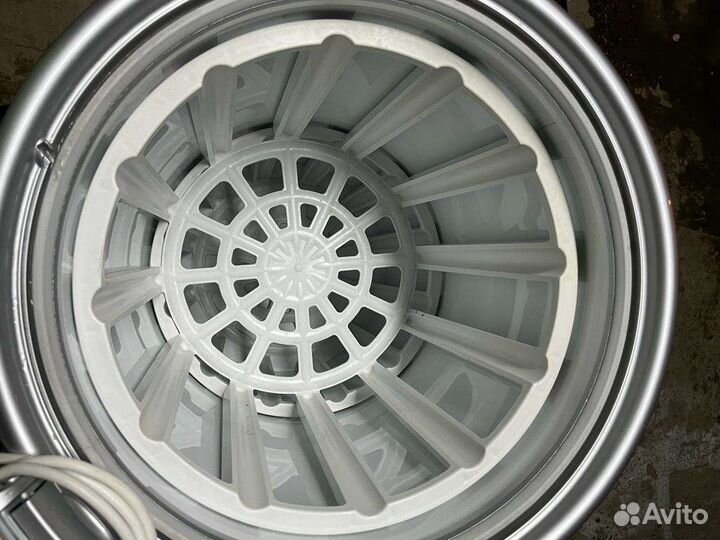 Холодильник бу Ред Булл