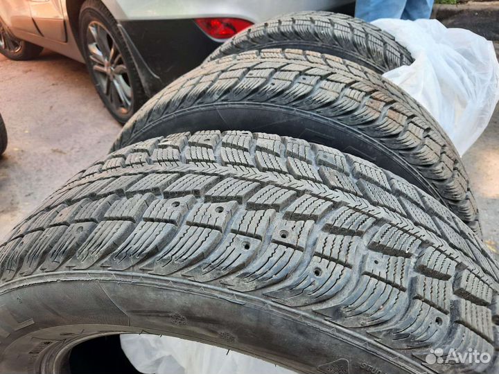 Michelin X-Ice Snow SUV 225/60 R17 200