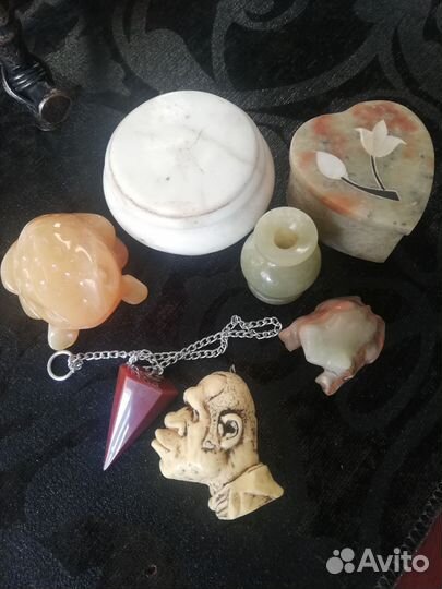 Сувенир камень