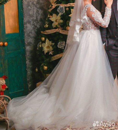 Свадебное платье