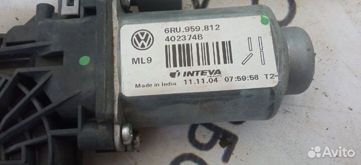 Мотор стеклоподъемника Volkswagen Polo зад лев