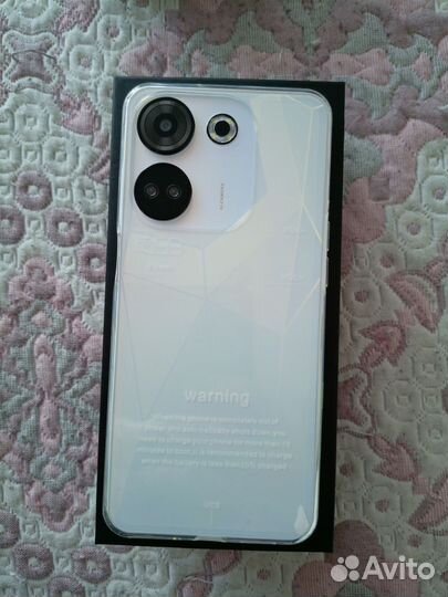 TECNO Camon 20 Pro, 8/256 ГБ
