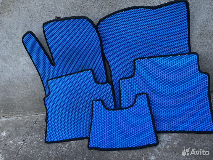 Универсальные Evo коврики на Solaris-Rio