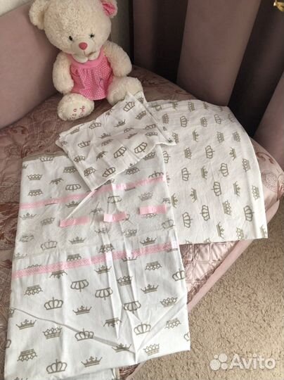 Постельное и одеяло с подушкой