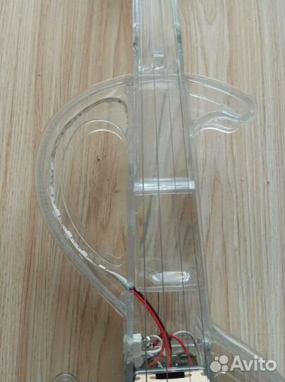 Электроскрипка хрустальная