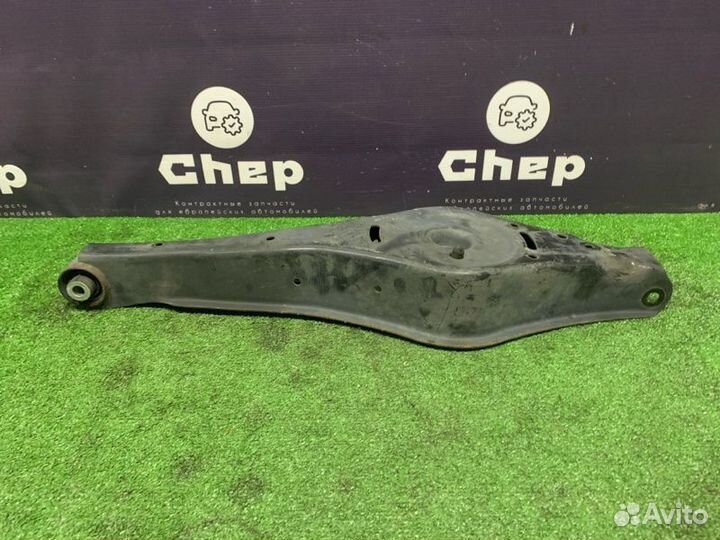 Рычаг подвески нижний задний правый Volkswagen