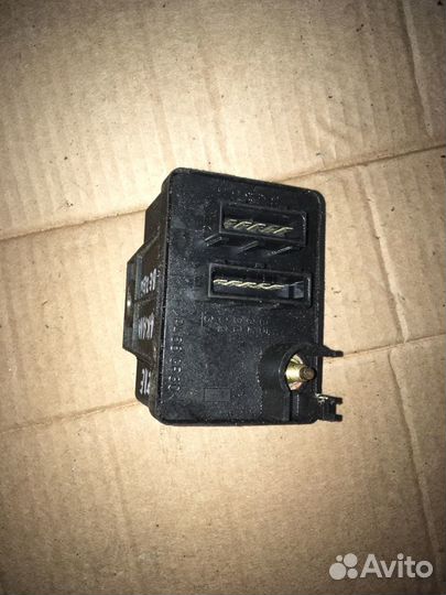 Реле свечей накала 55193073 Fiat Doblo, Opel