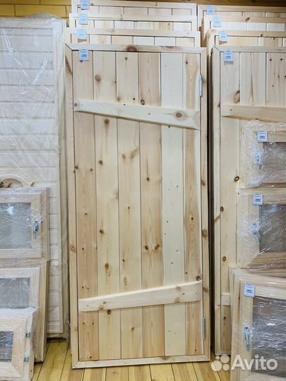 Дверь для бани