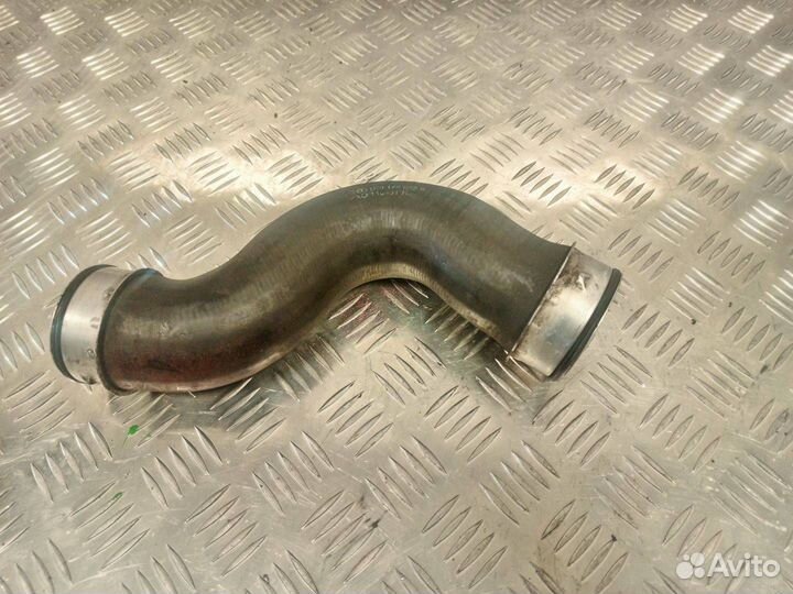 Патрубок (трубопровод, шланг) Volkswagen 1K0145762