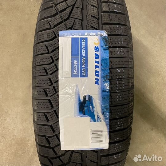 Sailun Ice Blazer Alpine EVO1 235/40 R18