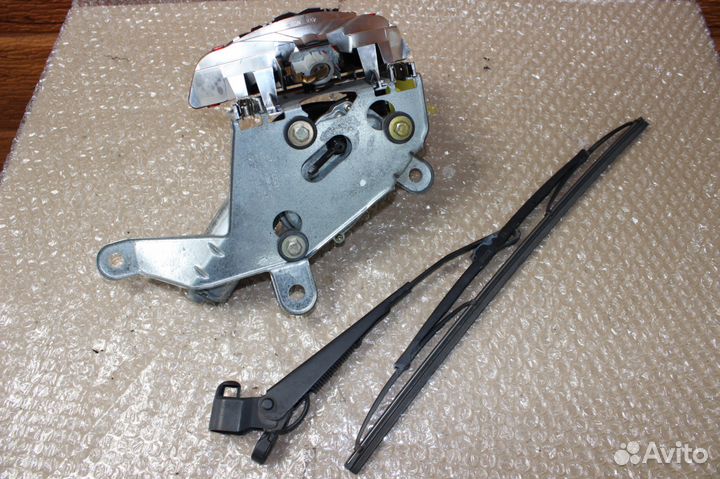 Задний стеклоочиститель Mercedes E-Class S210