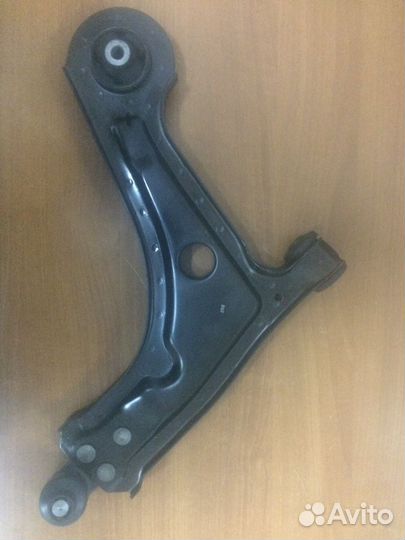 Рычаг передней подвески Chevrolet lachetti
