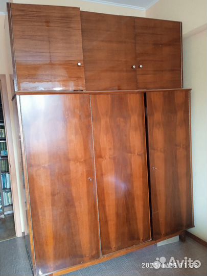 Шифоньеры и антресоль