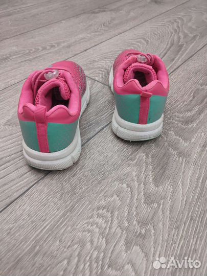Кроссовки для девочки 27
