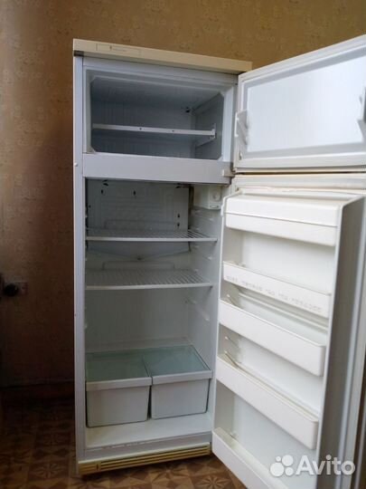 Холодильник атлант бу