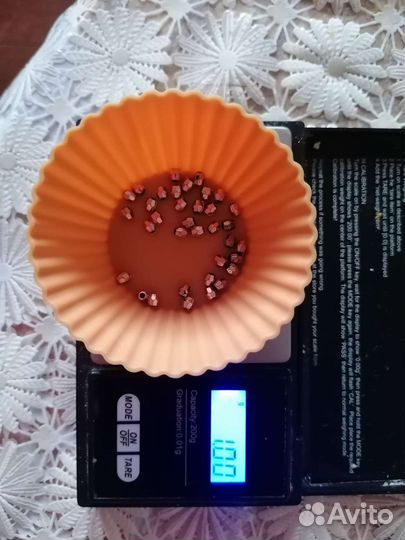 Бусины пластиковые для плетения или вышивки