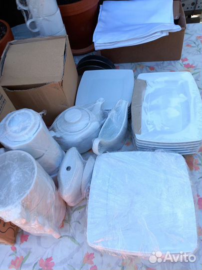 Посуда Фарфор чайники/кувшины/чашки