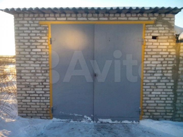 Гараж, > 30 м²
