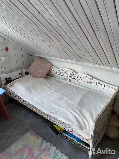 Детская подростковая кровать IKEA Hensvik 160x70