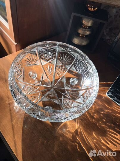 Хрустальная ваза