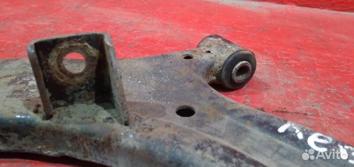 Хендай акцент рычаг передний левый нижний