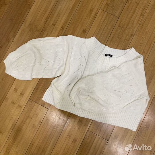 Свитер новый