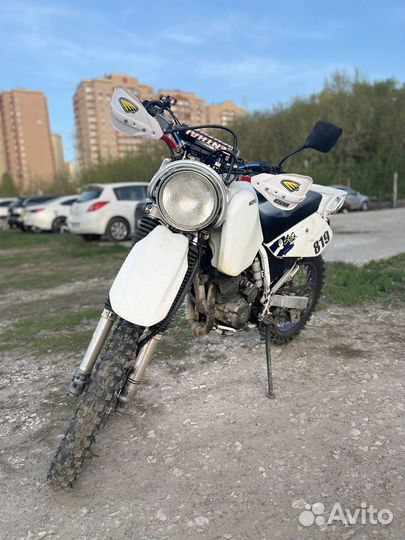 Suzuki Djebel 250