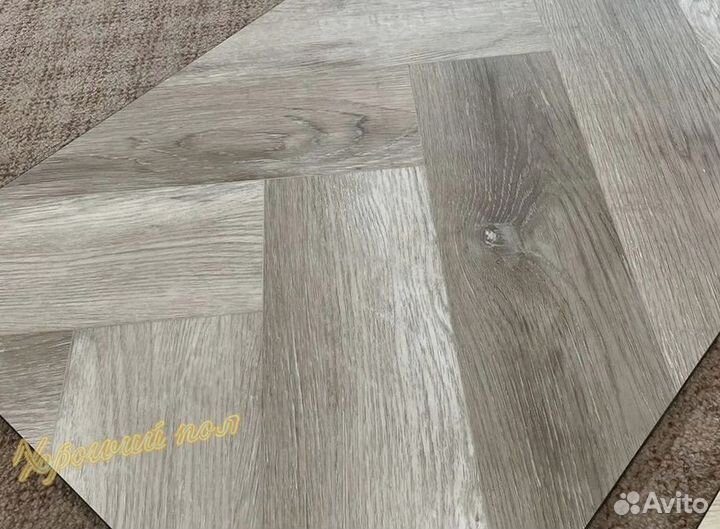 Виниловый ламинат елочкой