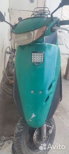 Продам скутер Honda Dio 35SR