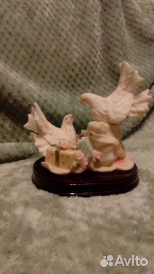 Статуэтка влюблённые голуби