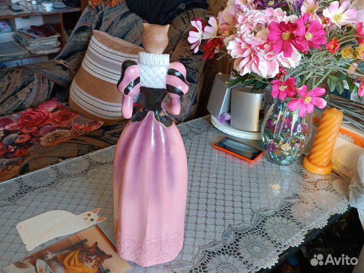 Статуэтка кошка