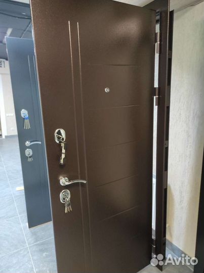 Входная дверь Троя 10см