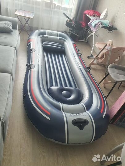 Надувная лодка новая