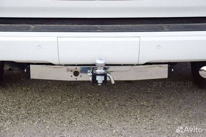 Фаркоп с накладкой из нерж. toyota LC 200 с 2007