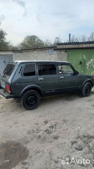 LADA 4x4 (Нива) 1.7 МТ, 2011, 104 200 км