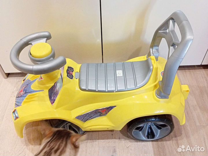 Машинка-каталка