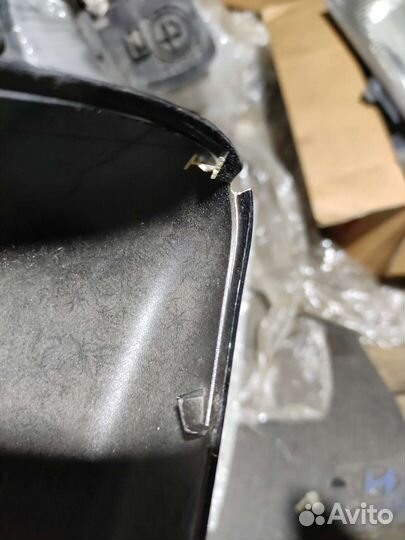 Корпус правого зеркала Kia Cerato YD