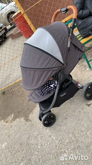 Коляска прогулочная