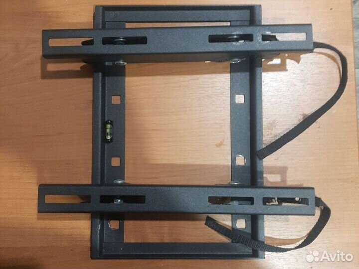 Кронштейн для телевизора на стену