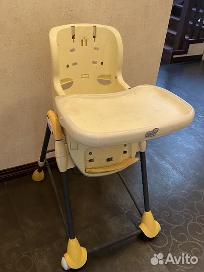 Детский стульчик для кормления