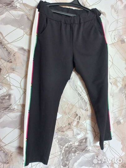 Спортивный костюм женский