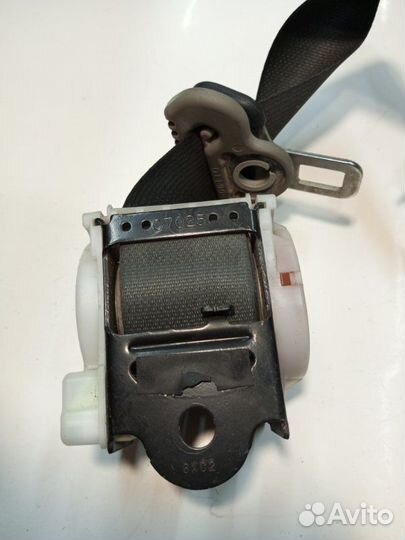 Ремень безопасности задний левый Nissan Murano Z50