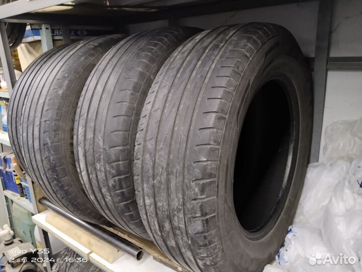 Резина 215 65 р16 летняя 4шт