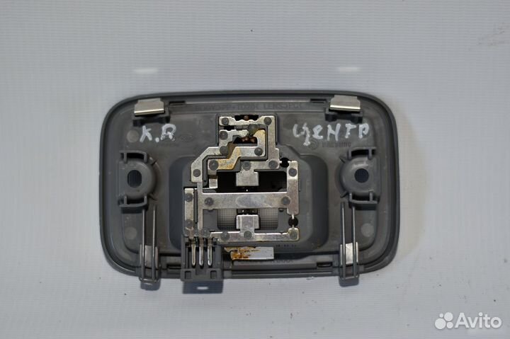 Плафон салонный центральный Kia Rio 3