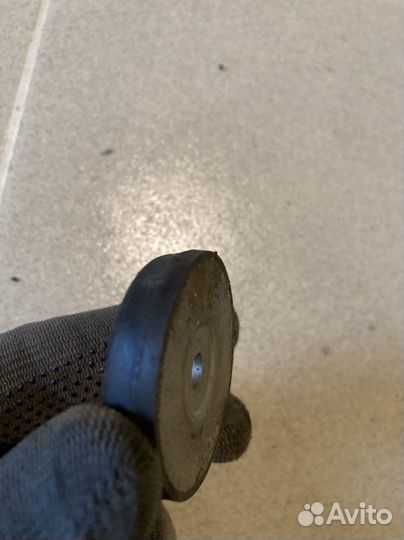 Резиновая подушка кассеты Audi A4 B8 8K0121268C