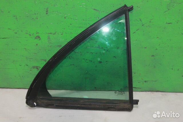 Стекло двери заднее правое Mercedes C-Class W203