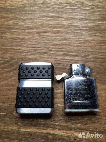 Зажигалка Zippo 2000г