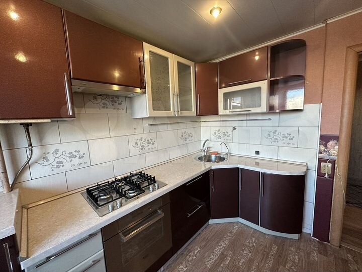 3-к. квартира, 70 м², 3/9 эт.