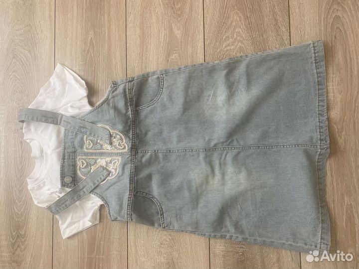 Сарафан с футболкой на девочку новый