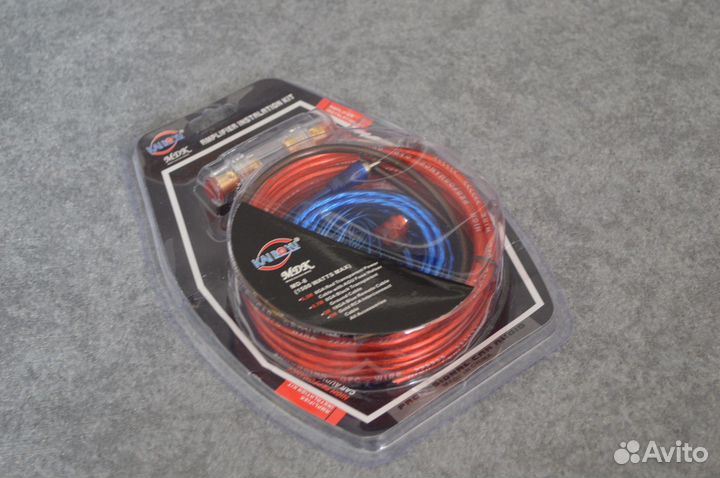 Акустический кабель, предохранитель